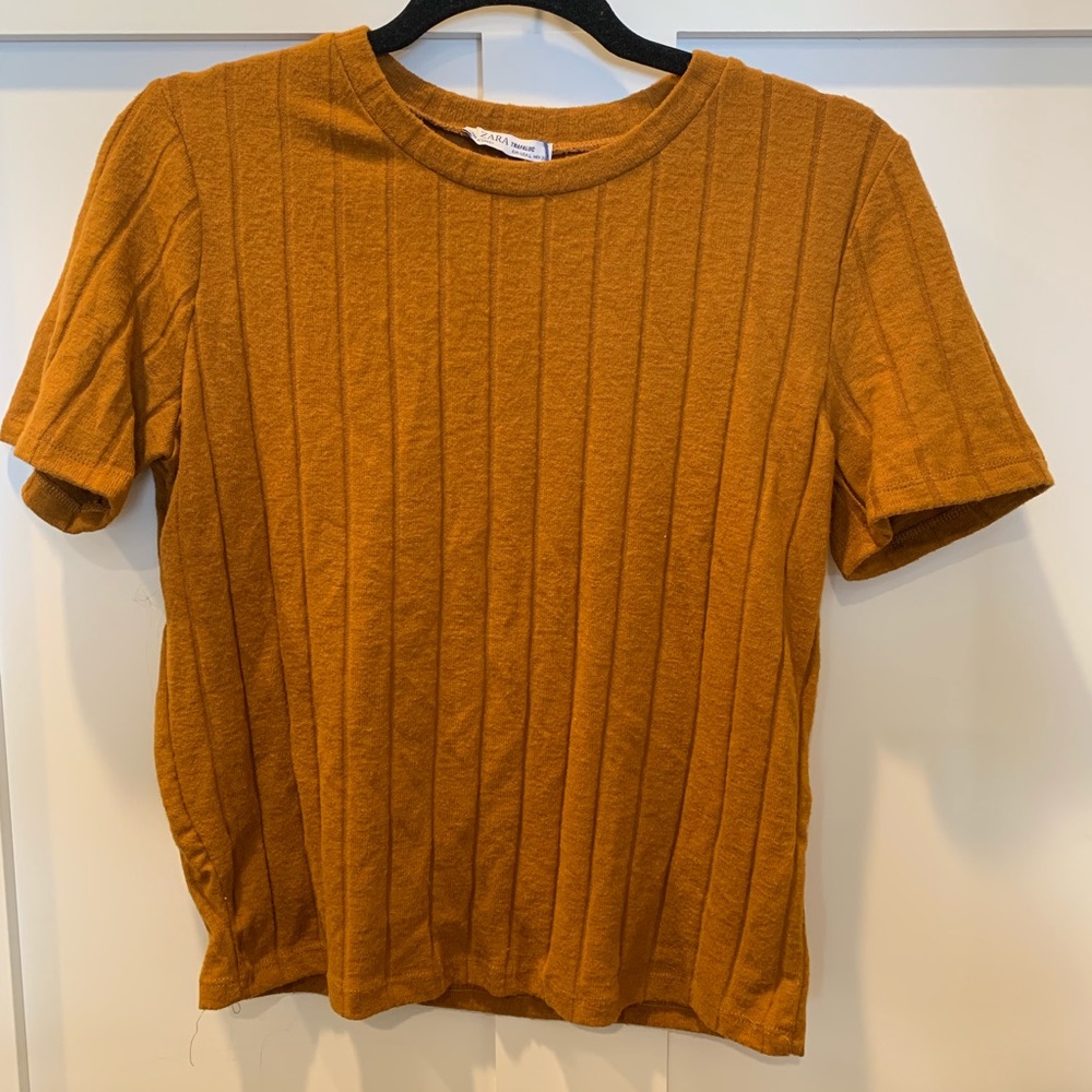 Yellow/orange Zara shirt